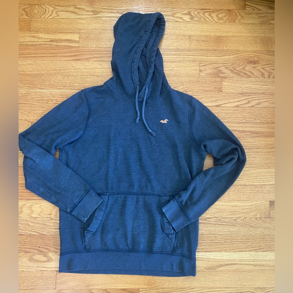 Hollister Hoodie Adult Medium Gray Sweatshirt Front Pocket Drawstring Distressed